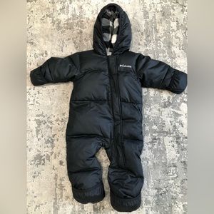 EEUC Columbia snow suit size 12-18 month